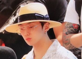 [新闻]190714 向大阪出发！温拿今日因演唱会行程清爽出国