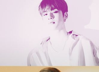 [新闻]190717 姜丹尼尔SOLO出道专辑占据各大专辑销售网站预售榜单1位
