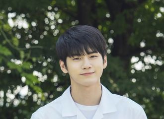[新闻]190721 邕圣祐“请关注只有在那些时期才能经历的那些珍贵的瞬间”