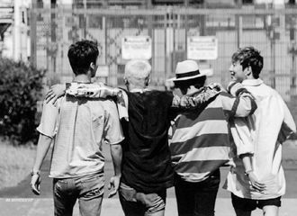 [新闻]190812 “WINNER'S SUMMER STORY ”，夏日度假拿来啦！