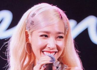 [分享]190826 全场最闪耀的人鱼公主帕尼！受邀出席“Disney D23 Expo 2019”活动