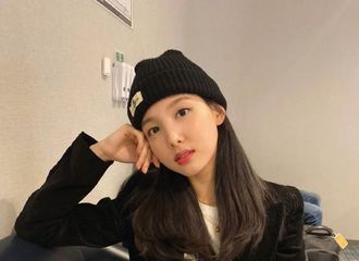 [分享]191128 成员们纷纷发文庆祝出道1500天“ONCE&TWICE以后也要一起走下去呀~”