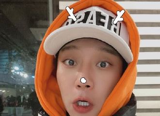 [分享]191226 昨天傍晚才悄悄出现的驯鹿列宝 可爱级别十级