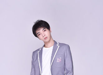 [分享]210624 TOP级别的明星校服造型大赛 白月光花花学长前来参赛