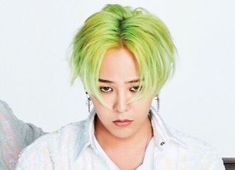 [分享]200904 今天也是考古的一天！绿发志龙有狙击到你吗？