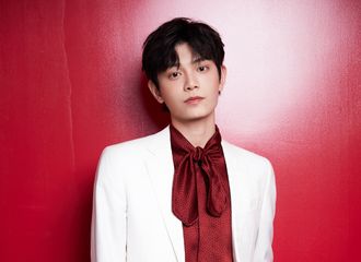[新闻]210126 丁禹兮现身欧莱雅直播间 优秀打工人分享近期工作安排
