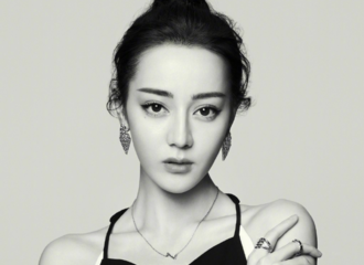[新闻]210205 迪丽热巴LV珠宝大片公开 美人配珠宝尽显奢华贵气！