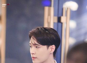 [新闻]210507 张艺兴尚美站台高清图来袭！今天是令人心动的霸总没错了！