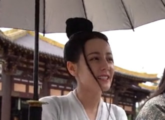 [新闻]210512 迪丽热巴《长歌行》花絮公开 “戏精迪”随机切换小奶音和怒汉音