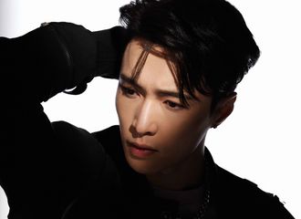 [新闻]210526 EXO特别专辑《 DON'T FIGHT THE FEELING 》成员LAY预告照片公开！