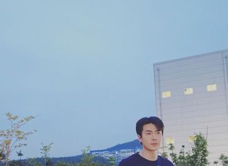 [新闻]210602 EXO世勋，致命男神的颜值...心动警报发布中