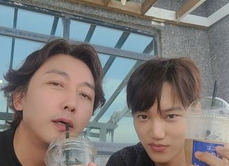 [新闻]210629 卓在勋×EXOKAI，26岁年龄差无色默契度...治愈时间