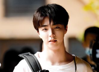 [新闻]210704 收获一只身上脏兮兮的可爱小狗 今日份陈立农《牛气满满的哥哥》路透送达