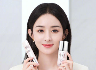 [新闻]210708 赵丽颖迪奥护肤品宣传照及大片公开 温柔姐姐分享对“驭变由我”的理解