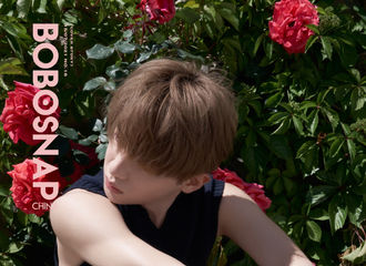 [新闻]210715 没有谁能拒绝得了花美男的帅气攻击 黄明昊 x 《BOBOSNAP》繁花盛夏封面大片公开
