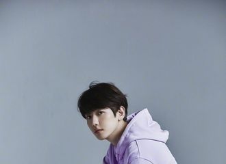[分享]210715 边伯贤高清广告宣传画报，好干净清爽的小狗勾！