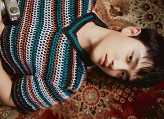 [新闻]210716 EXO D.O.首张个人专辑《同感》预告照公开，慵懒+自然感性