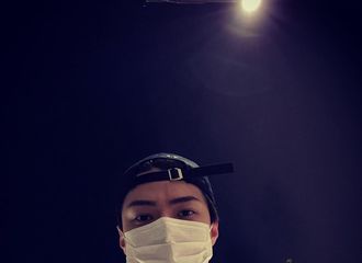 [新闻]210726 EXO世勋，无屈辱视角...完美颜值+身材