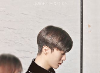 [分享]210802 分享一些顺毛黑发待机的丞丞子 今天也是想念哈尔滨丞哥的一天