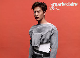 [分享]210805 王嘉尔《marie claire》八月刊封面花絮照送达