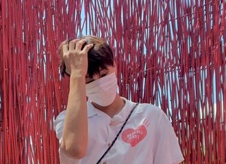 [新闻]210808 EXO KAI神赐的比例+颜值…致命的光环