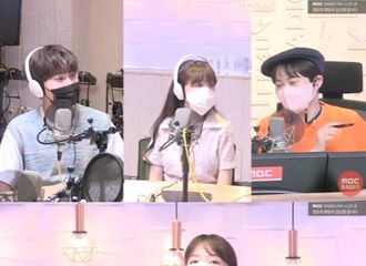 [新闻]210812 权华夽​​​​为正在服兵役的EXO SUHO应援“俊勉啊，相爱吧”