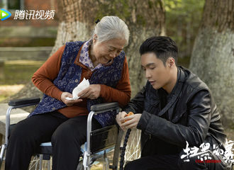 [分享]210816 《扫黑风暴》张艺兴最新剧照，剑拔弩张的氛围中也有温情时刻