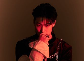 [新闻]210828 JAY B用《SOMO:FUME》重新塑造自己：“没有规则”