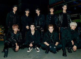 [新闻]210913 NCT 127新曲《Sticker》预告了“表演终结者”的舞台