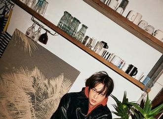 [新闻]211217 KAI入选英国GLAMOUR选定的“The 10 biggest styleicons of 2021”