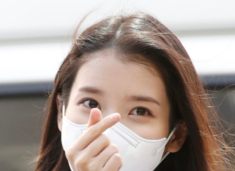[新闻]220505 IU 儿童节捐款一亿韩元