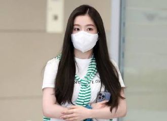[新闻]220525 IRENE结束海外行程今日抵达韩国